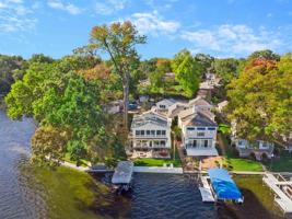 809 E Willis Park