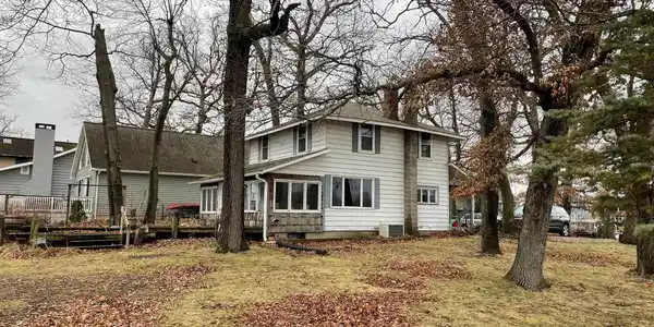 1703 Mitchell