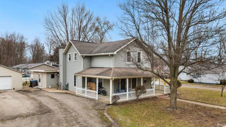 951 E Clark