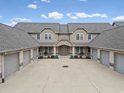 12368 N Bridgeview