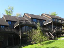 1822 E Eagle Bay