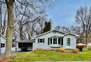 8162 E Wesley