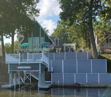 5869 N Stahl