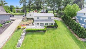 793 Chapman Lake Dr