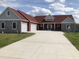 320 Lane 280 Hamilton Lake