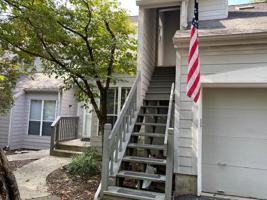 1960 S Bay Pointe