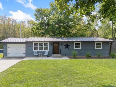 11427 NE Wawasee