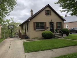 131 W 2nd