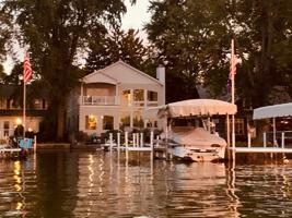 9032 E Morrison Island