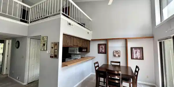 9360 S Lake Ridge