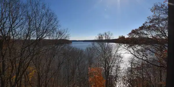 1842 E Waters Edge