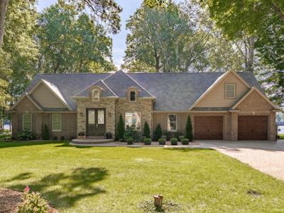 613 E Tippecanoe Springs