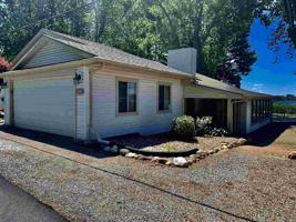 655 Chapman Lake Dr