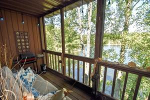4062 E Eagle Bay