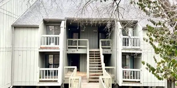 9412 S Lake Ridge