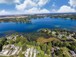 1757 Chapman Lake