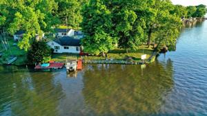 5201 E Shady Point