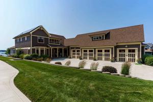 13129 N Eastshore