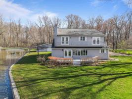 6611 N Kalorama
