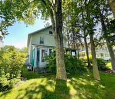 1424 E Shore