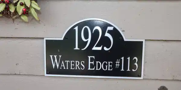 1925 E Waters Edge