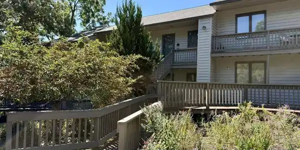 2050 E Waters Edge