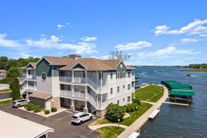 1302 S Harkless