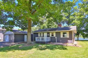 2929 E Bradford