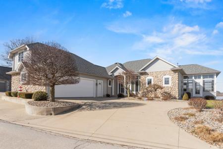 735 Lane 221B Hamilton Lake