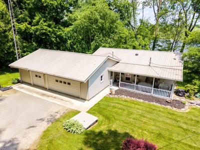 380 Schaeffer Ct Fish Lk