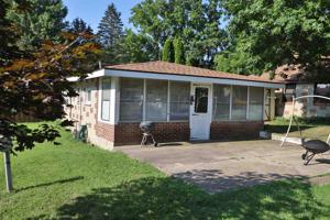 6825 N SKAGGS CT.