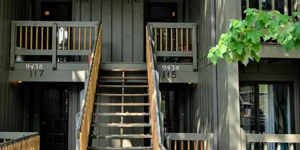 9434 S Lake Ridge