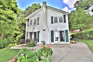 7089 N Kalorama Road