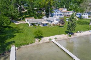 220 Lane 560 Lake James