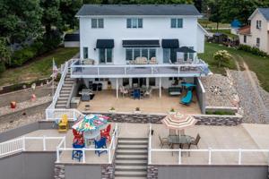 2575 W Sycamore Beach
