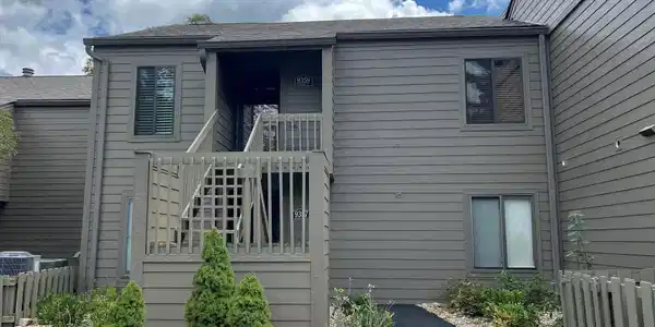 9359 S Lake Ridge