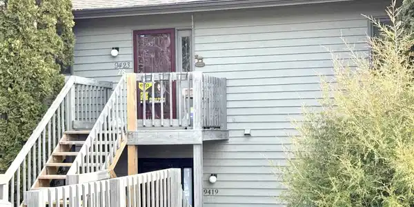 9423 S Pointe Retreats