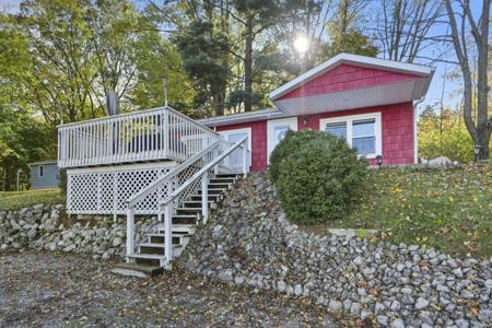 60 Lane 220A West Otter