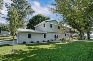 616 Chapman Lake