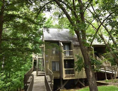 9428 S Lake Ridge