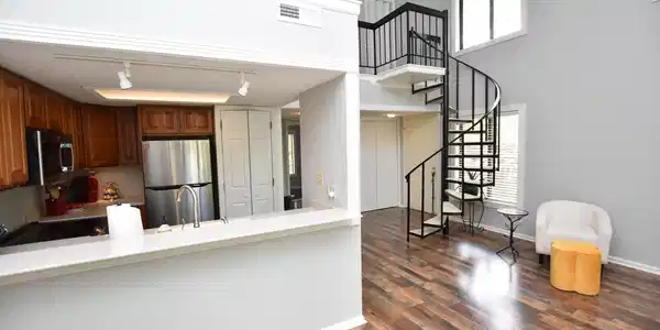 9428 S Lake Ridge