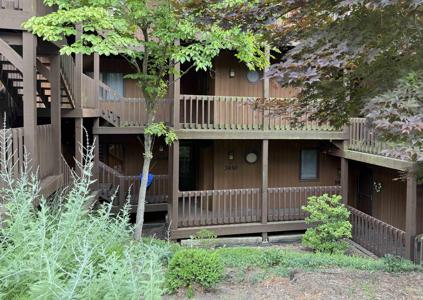 3930 E Eagle Bay