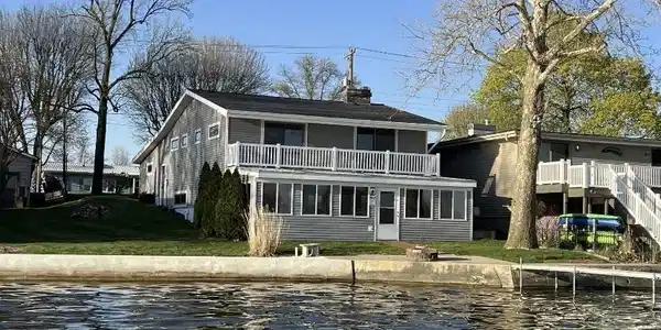 2613 Barrett