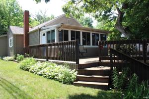 3281 E STAHL