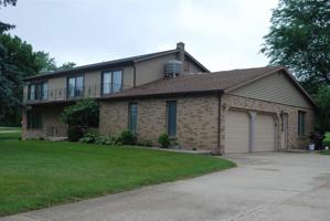 10106 Pretty Lake