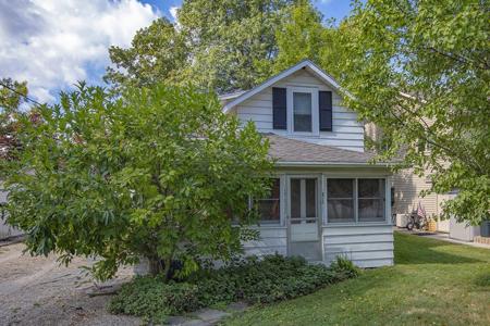 12337 N Kings