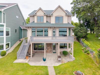 2245 W Orland