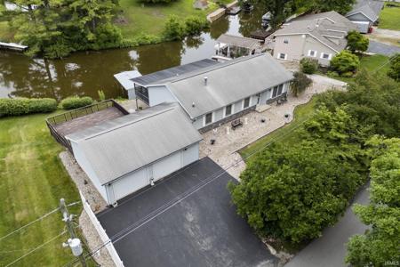11016 N Landing