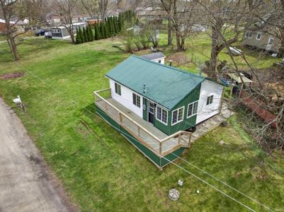 930 w 590 s Messick Lk