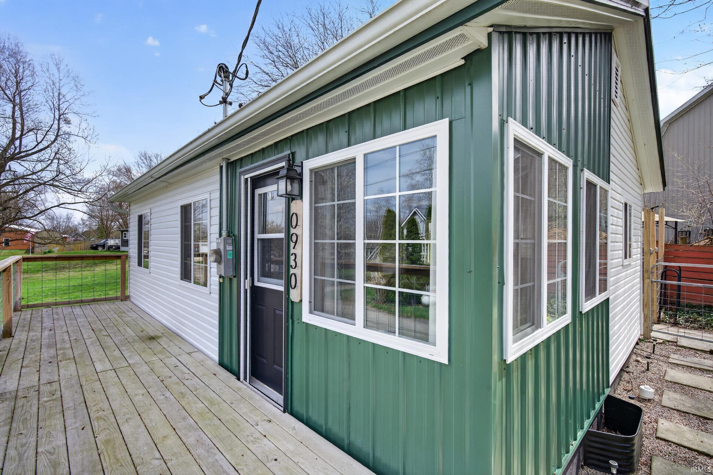 Image 2: View of wooden deck, Deck Image 2: View of wooden deck, Deck